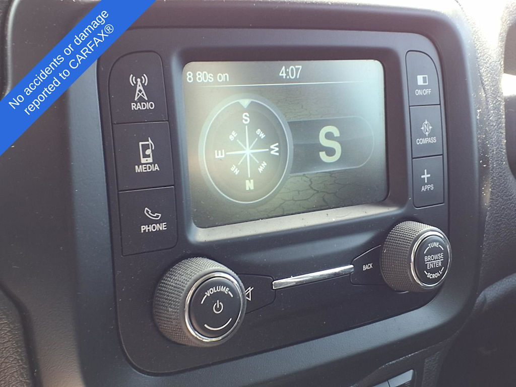 Thumbnail: 2016 Jeep Renegade - 12