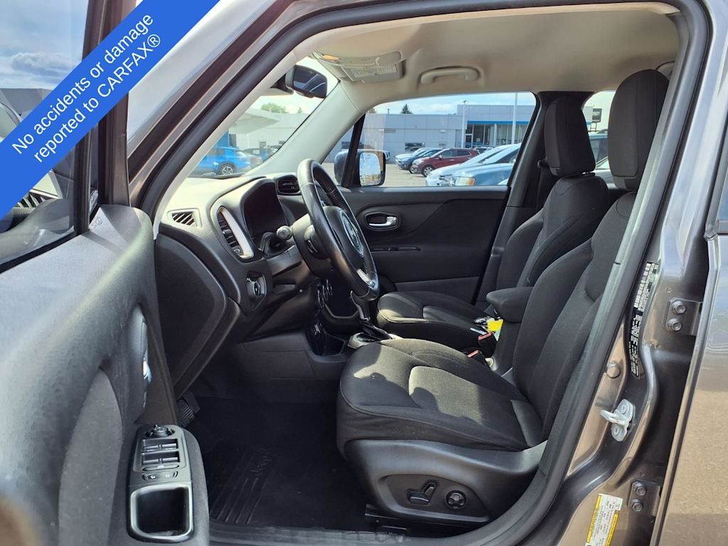 Thumbnail: 2016 Jeep Renegade - 10