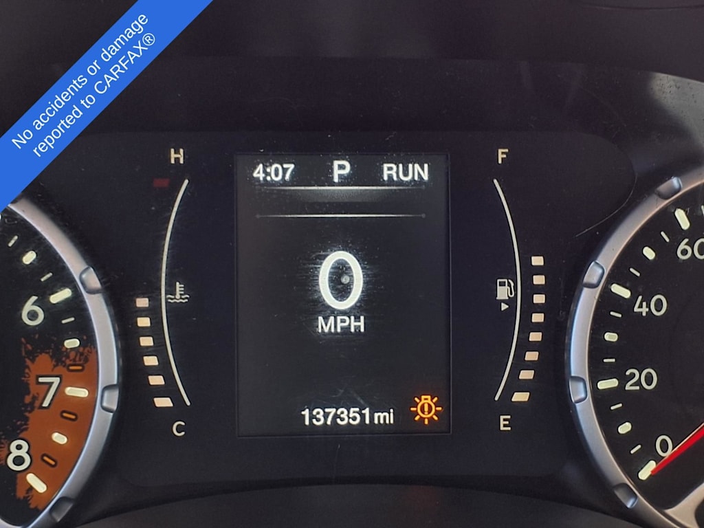Thumbnail: 2016 Jeep Renegade - 14