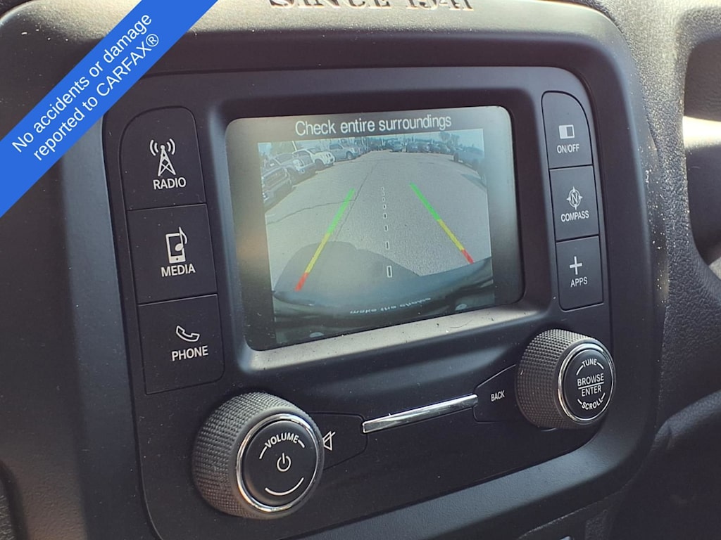 Thumbnail: 2016 Jeep Renegade - 27