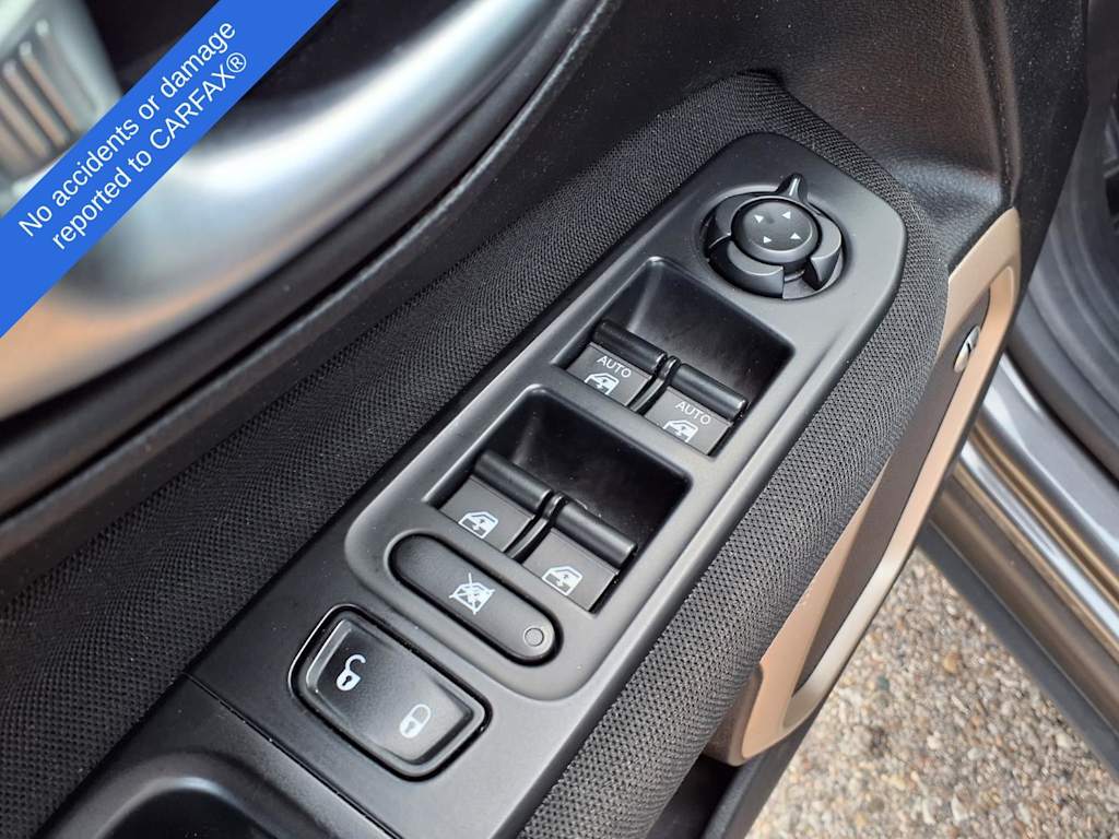 Thumbnail: 2016 Jeep Renegade - 20