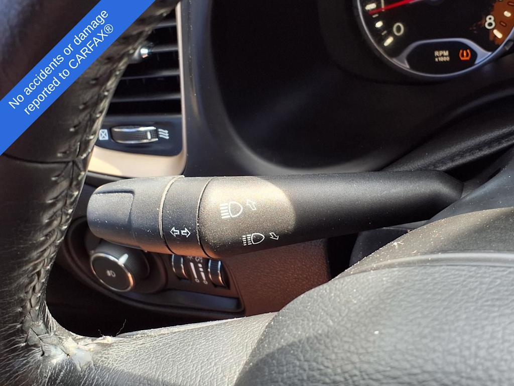 Thumbnail: 2016 Jeep Renegade - 23