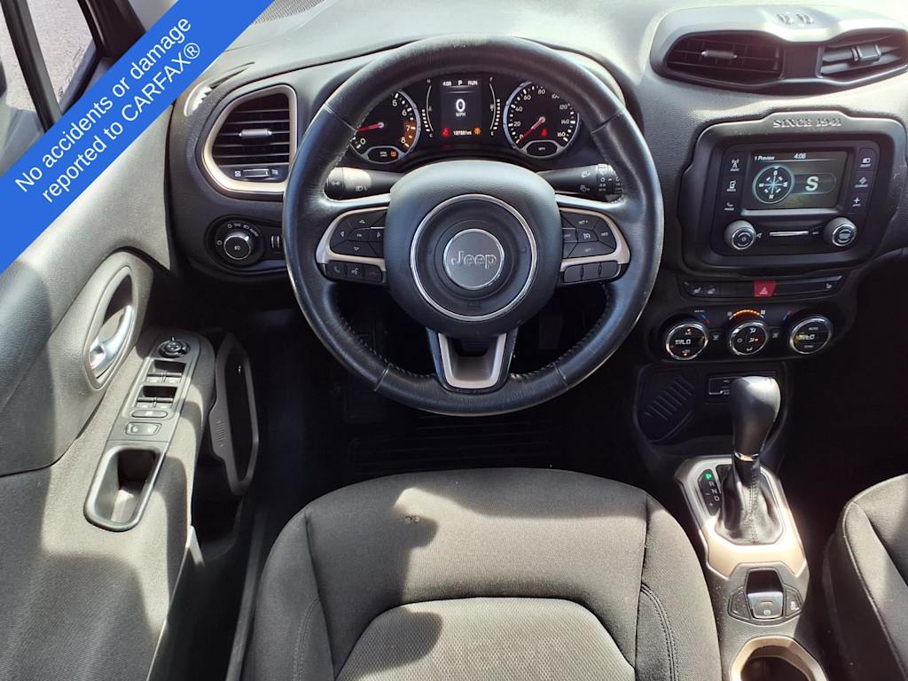 Thumbnail: 2016 Jeep Renegade - 8