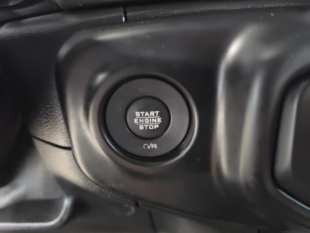 Thumbnail: 2020 Jeep Wrangler - 26