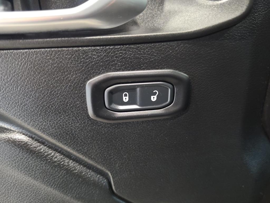 Thumbnail: 2020 Jeep Wrangler - 22
