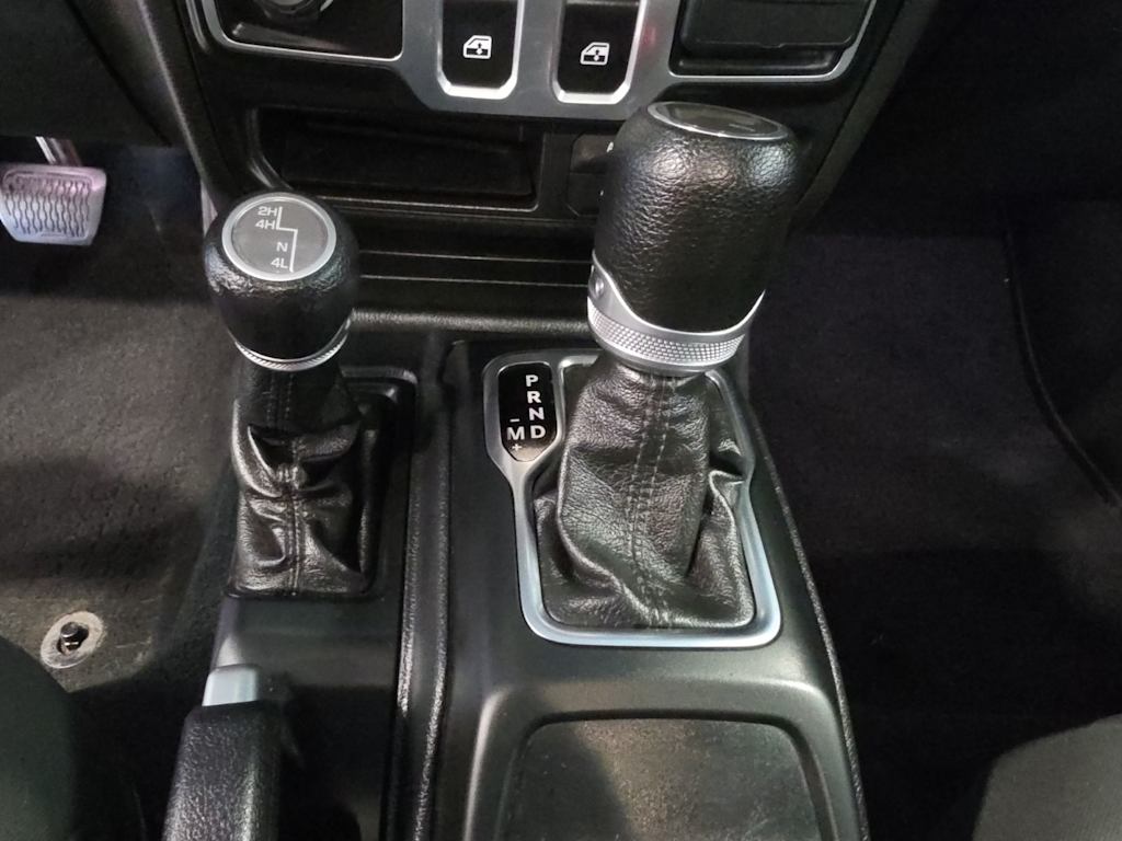 Thumbnail: 2020 Jeep Wrangler - 11