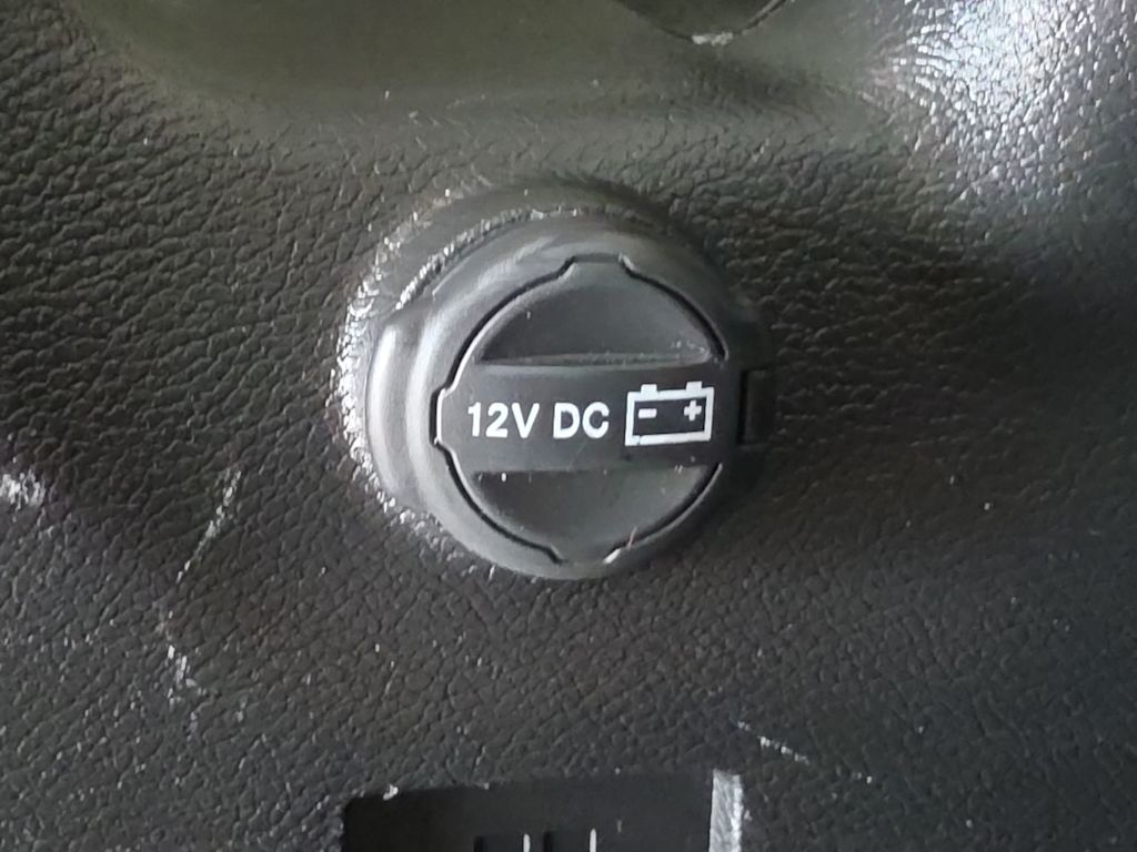 Thumbnail: 2022 Jeep Wrangler - 36