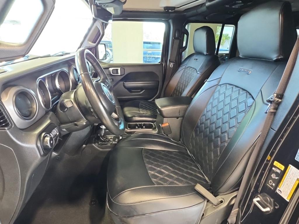 Thumbnail: 2022 Jeep Wrangler - 9
