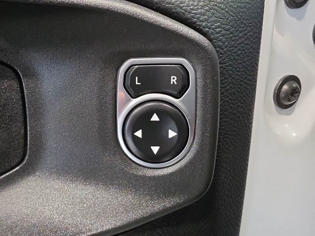 Thumbnail: 2022 Jeep Wrangler - 25