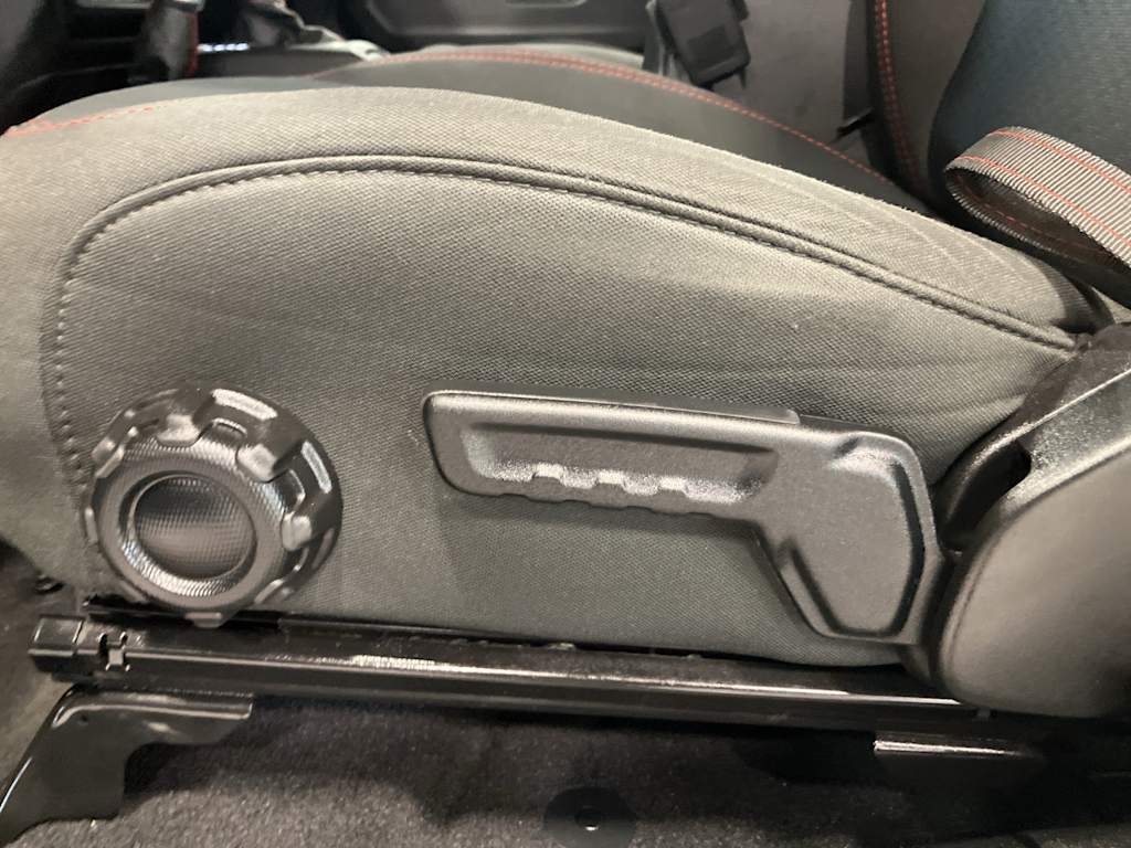 Thumbnail: 2021 Jeep Wrangler - 19