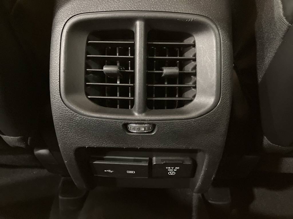 Thumbnail: 2020 Jeep Cherokee - 26