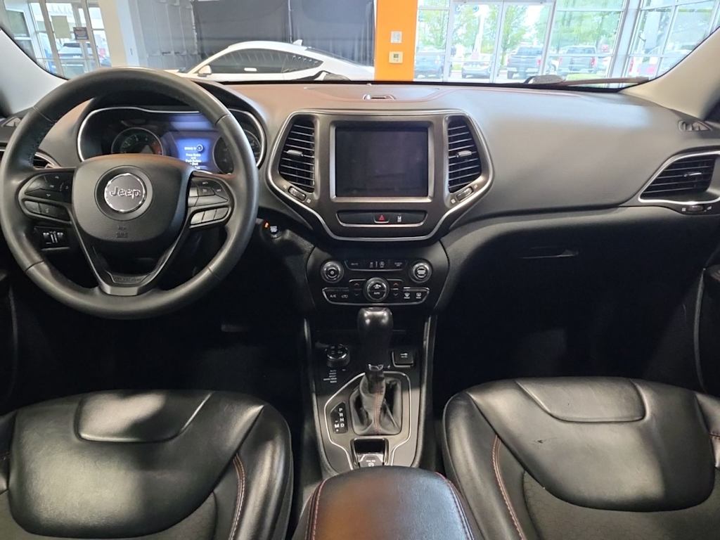 Thumbnail: 2022 Jeep Cherokee - 2
