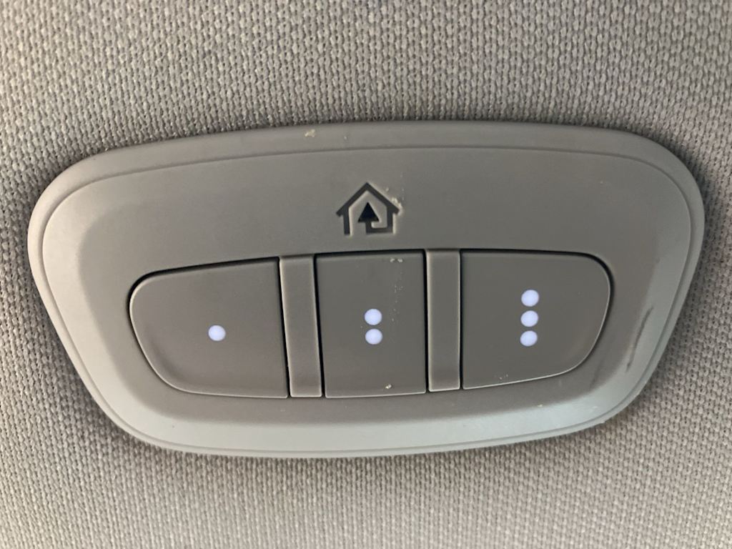 Thumbnail: 2021 Jeep Cherokee - 26