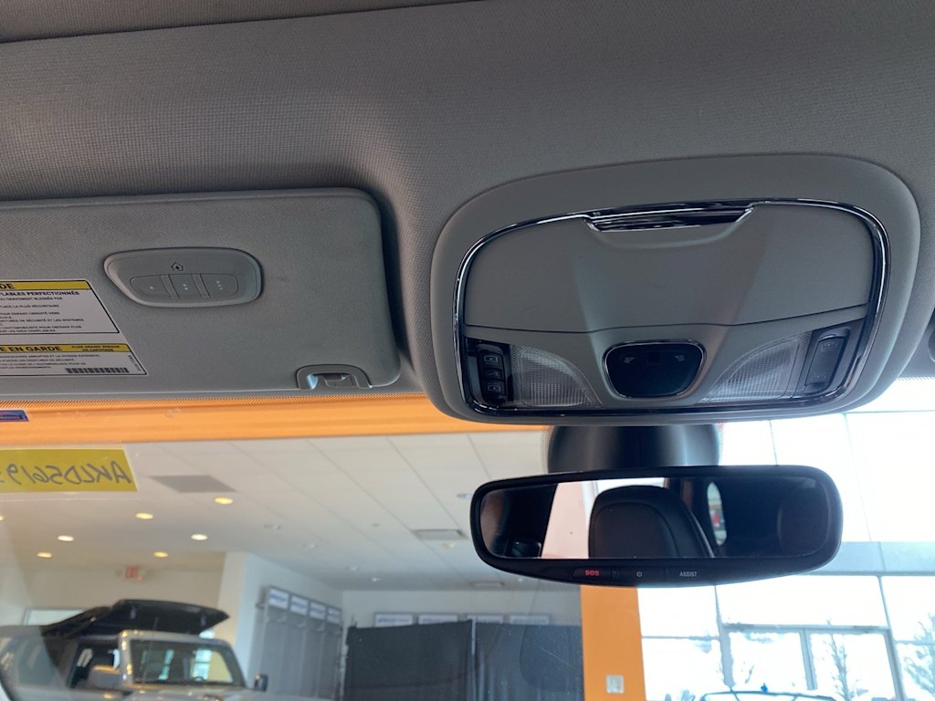 Thumbnail: 2020 Jeep Cherokee - 19