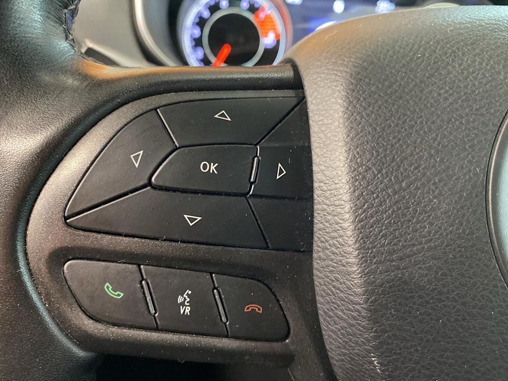 Thumbnail: 2020 Jeep Cherokee - 23