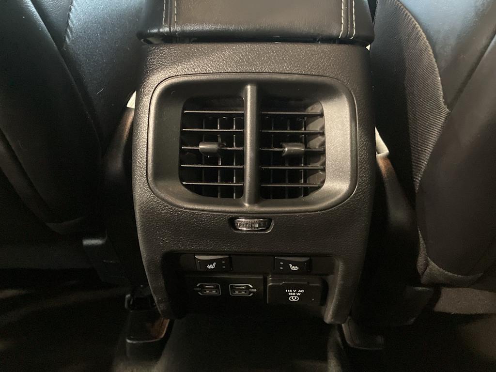 Thumbnail: 2021 Jeep Cherokee - 28