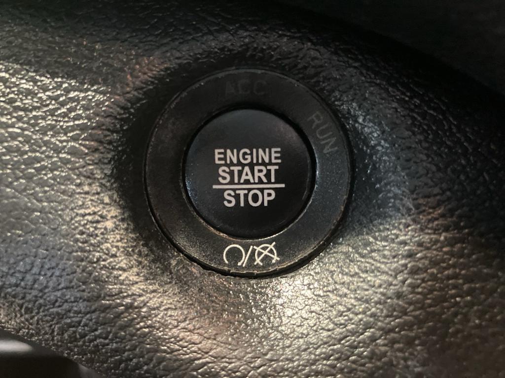 Thumbnail: 2021 Jeep Cherokee - 23