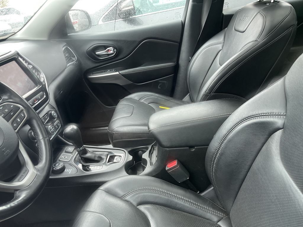 Thumbnail: 2021 Jeep Cherokee - 7