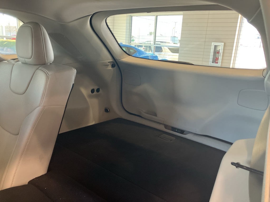 Thumbnail: 2019 Jeep Cherokee - 29