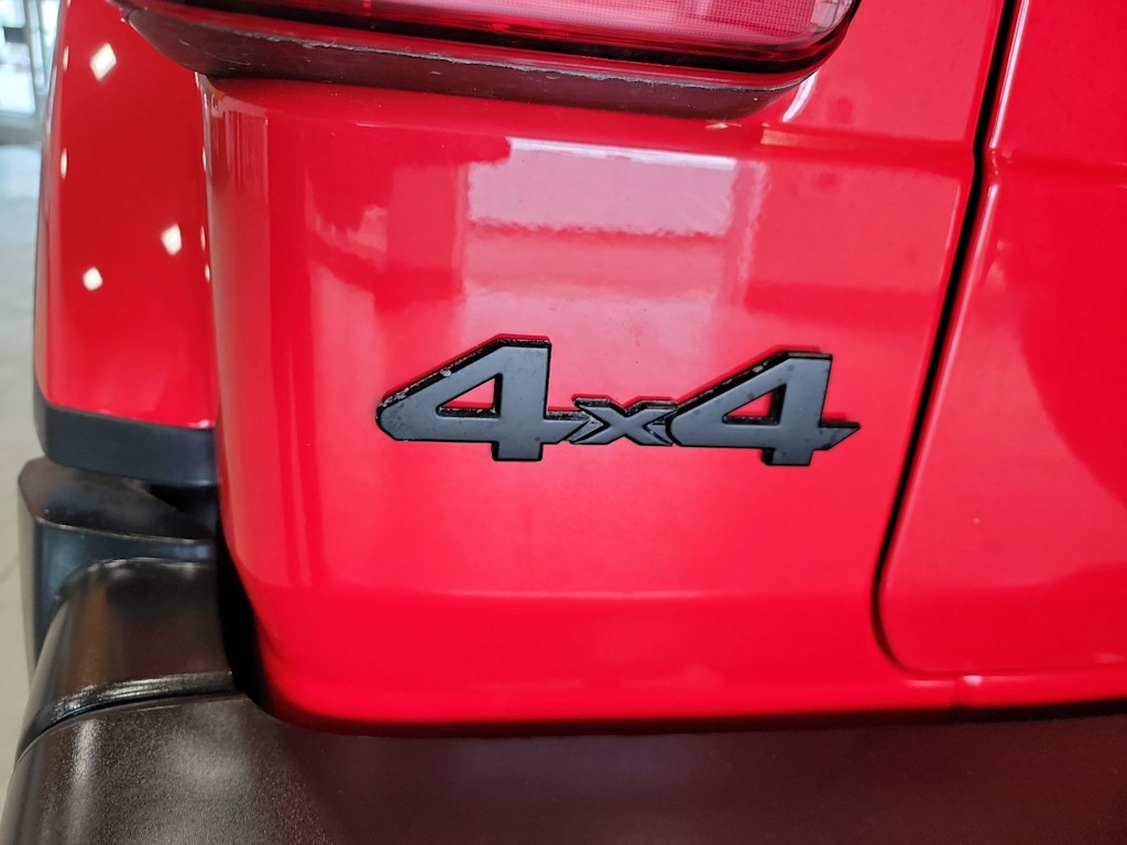 Thumbnail: 2024 Jeep Wrangler - 22