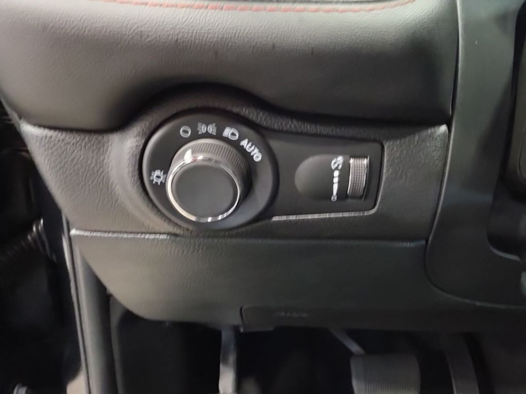 Thumbnail: 2025 Dodge Durango - 22