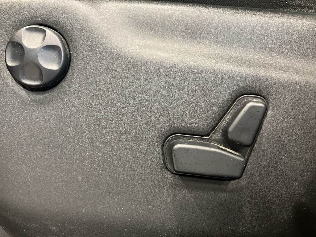 Thumbnail: 2019 Jeep Grand Cherokee - 19