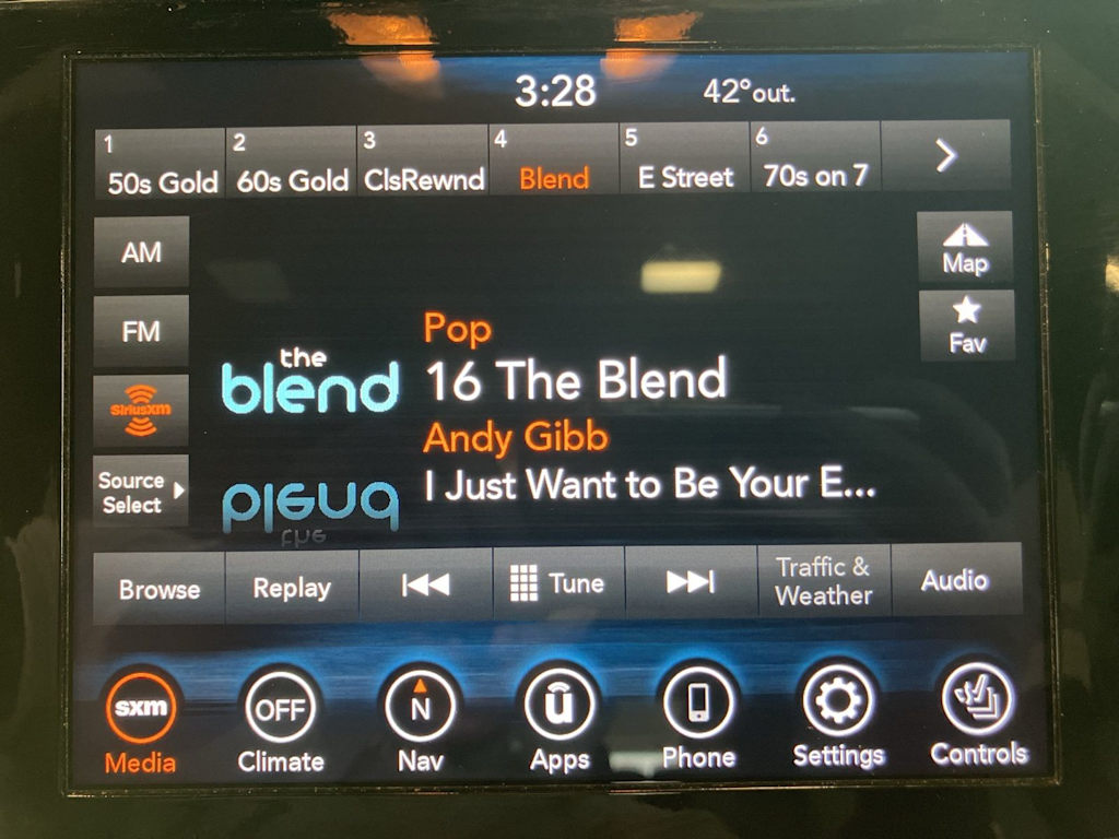 Thumbnail: 2019 Jeep Grand Cherokee - 11