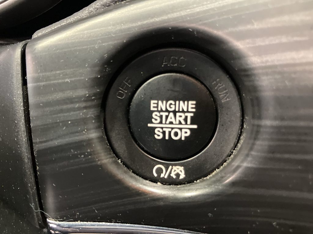 Thumbnail: 2019 Jeep Grand Cherokee - 25