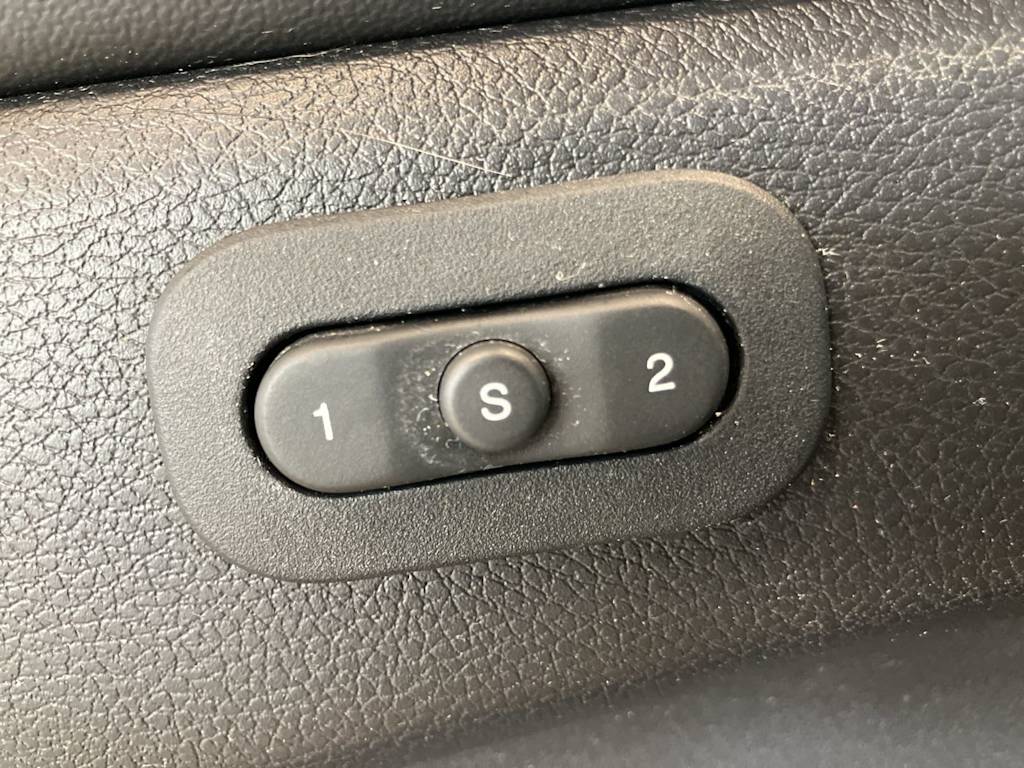 Thumbnail: 2019 Jeep Grand Cherokee - 14