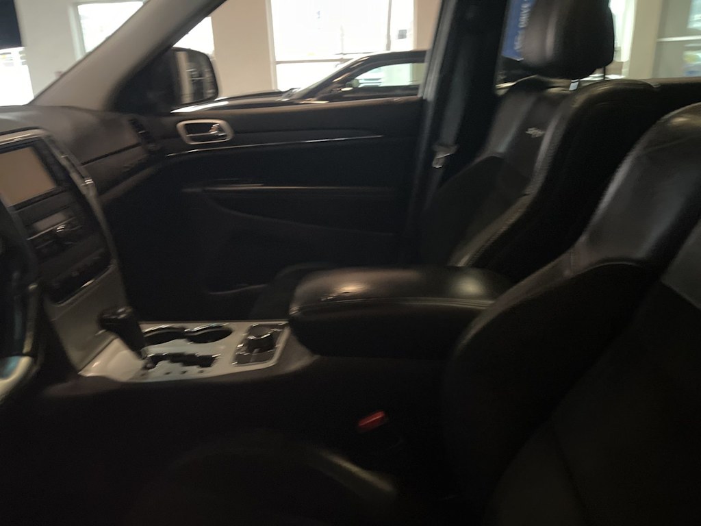 Thumbnail: 2012 Jeep Grand Cherokee - 7