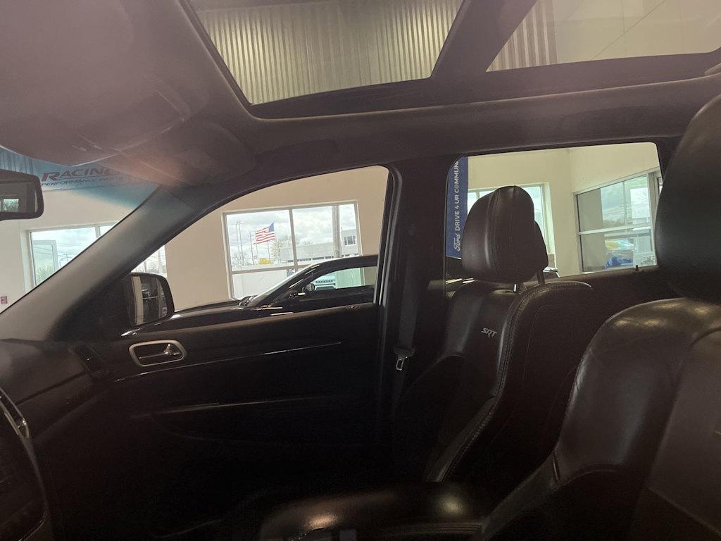 Thumbnail: 2012 Jeep Grand Cherokee - 6
