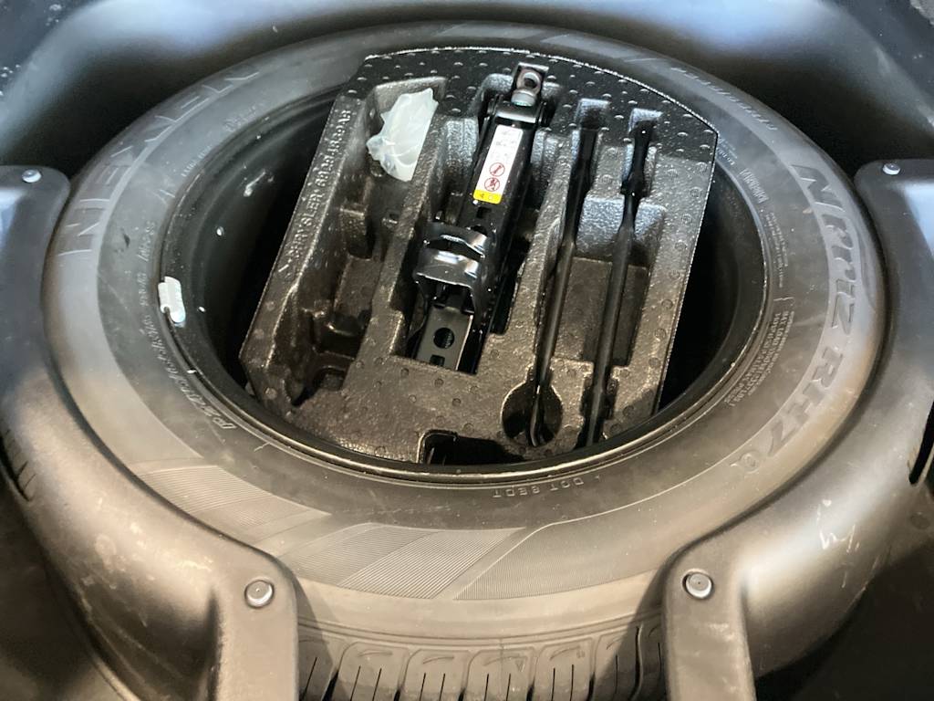 Thumbnail: 2020 Jeep Grand Cherokee - 31