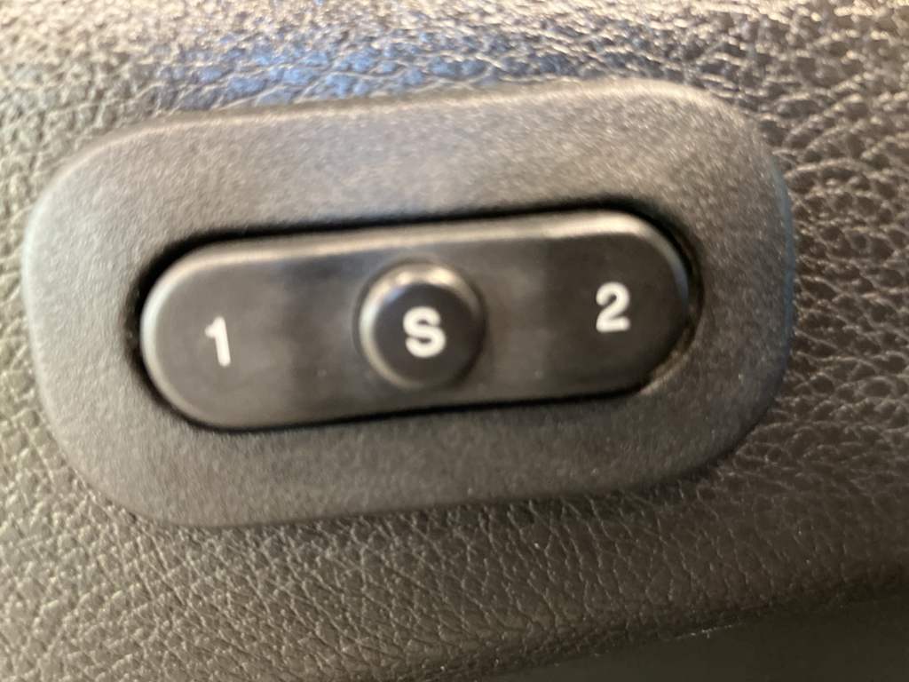 Thumbnail: 2020 Jeep Grand Cherokee - 15