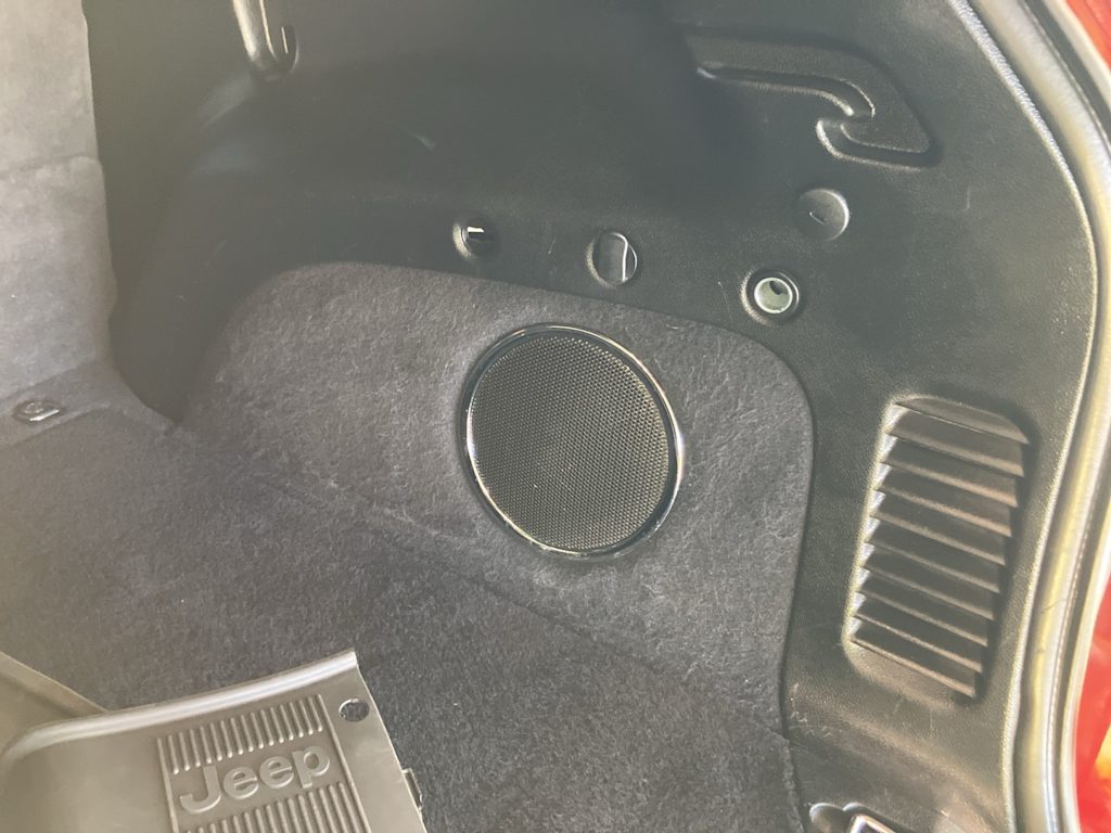 Thumbnail: 2020 Jeep Grand Cherokee - 30