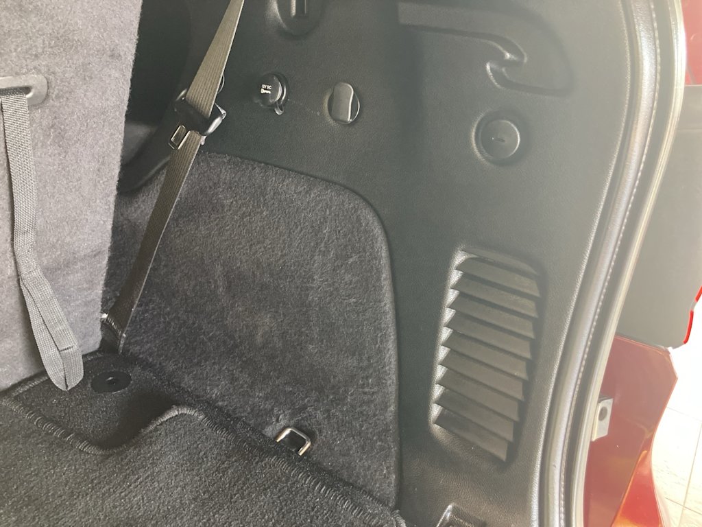 Thumbnail: 2023 Dodge Durango - 34