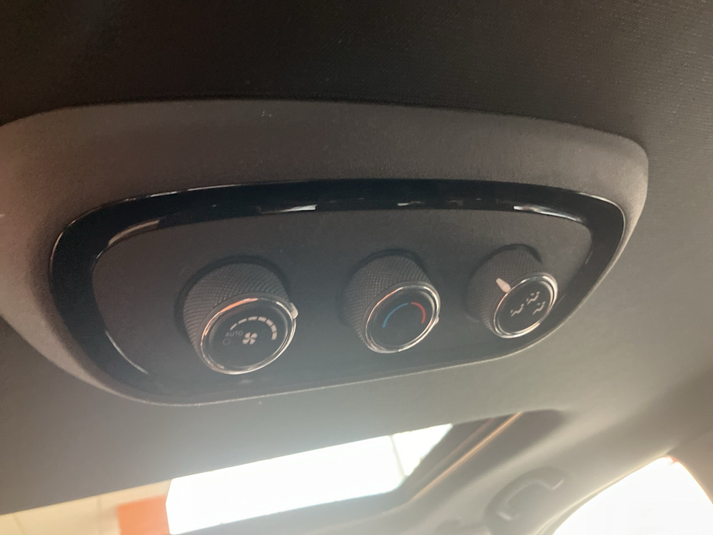 Thumbnail: 2023 Dodge Durango - 31