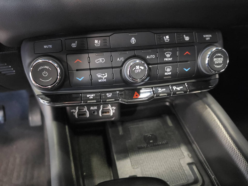 Thumbnail: 2024 Dodge Durango - 31