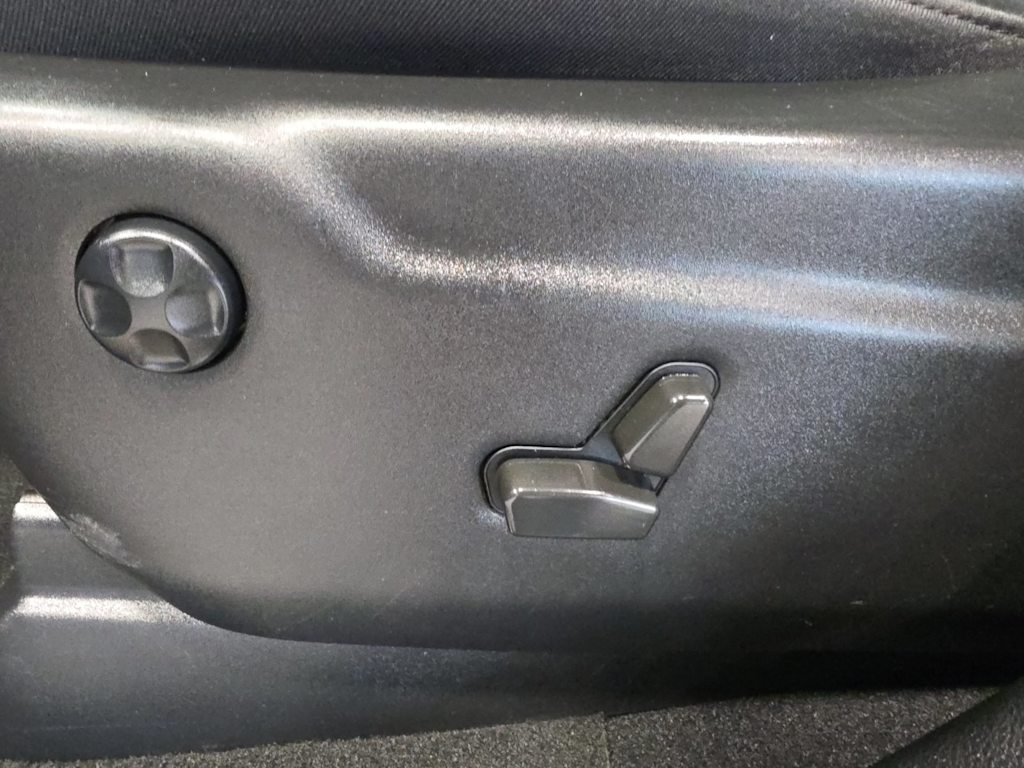 Thumbnail: 2021 Dodge Durango - 22