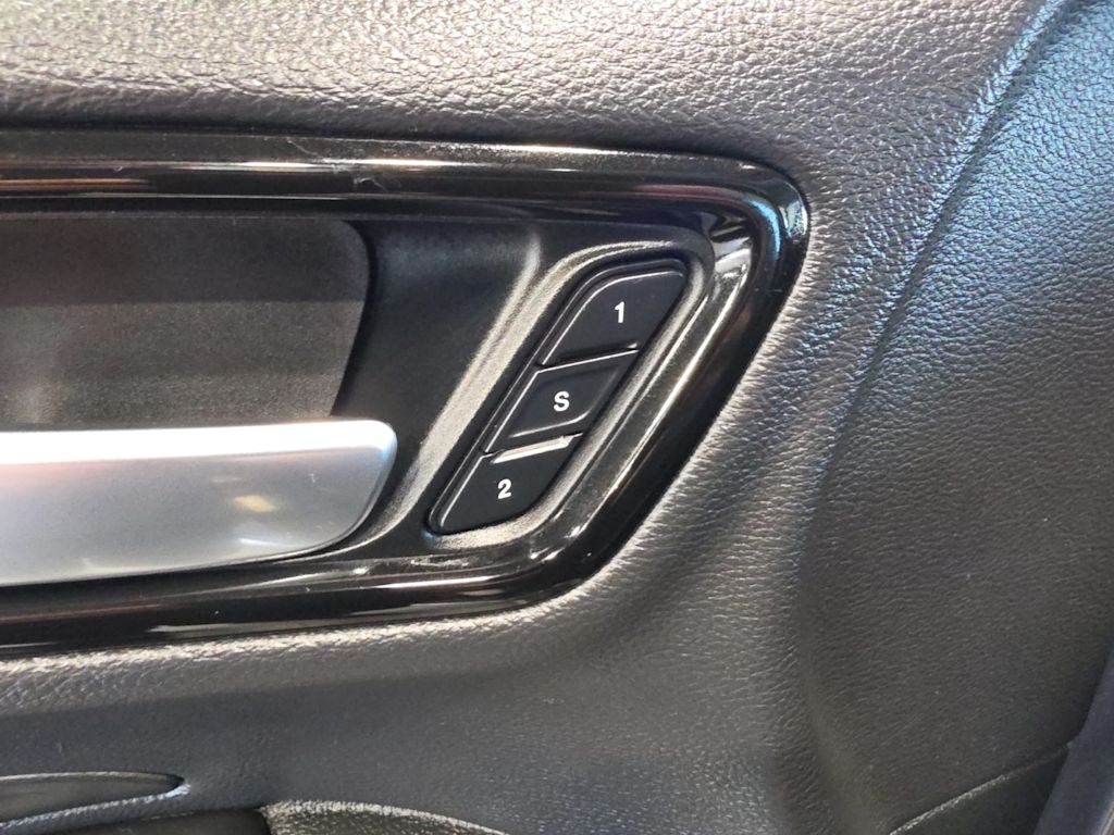 Thumbnail: 2021 Dodge Durango - 24