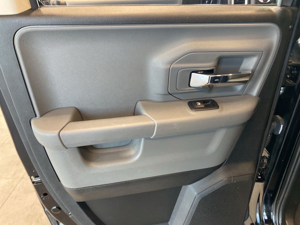 Thumbnail: 2019 RAM 1500 - 27