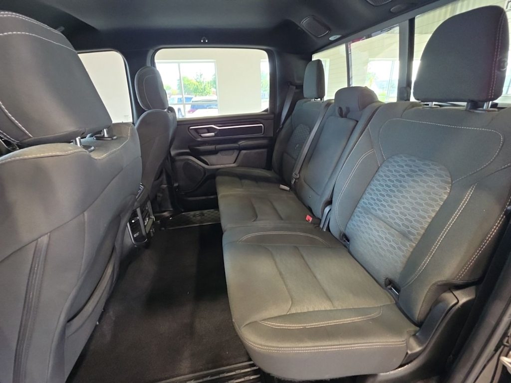 Thumbnail: 2025 RAM 1500 - 8