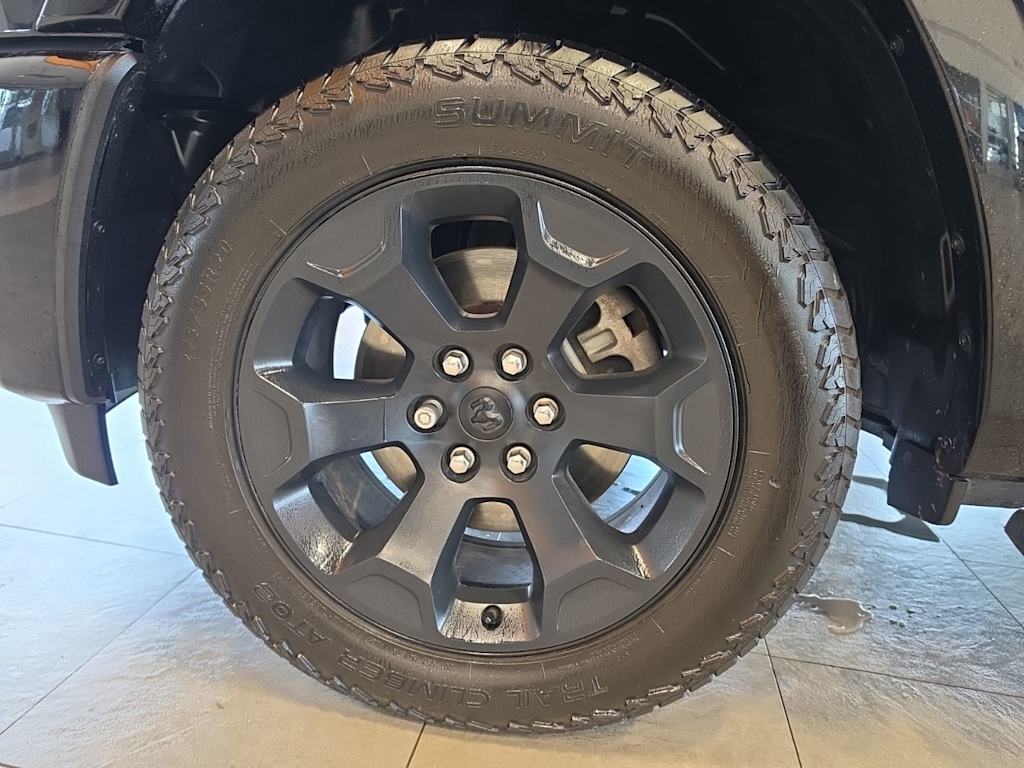 Thumbnail: 2025 RAM 1500 - 6