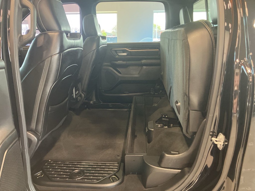 Thumbnail: 2019 RAM 1500 - 32