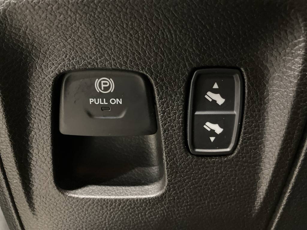 Thumbnail: 2022 RAM 1500 - 19