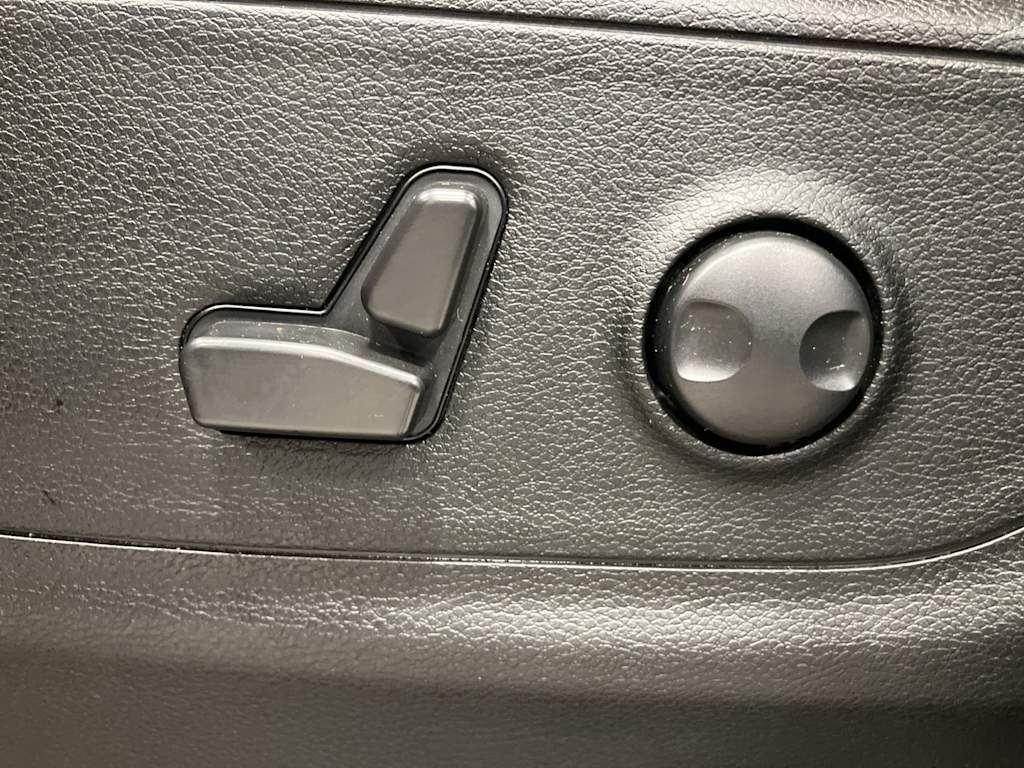 Thumbnail: 2022 RAM 1500 - 16