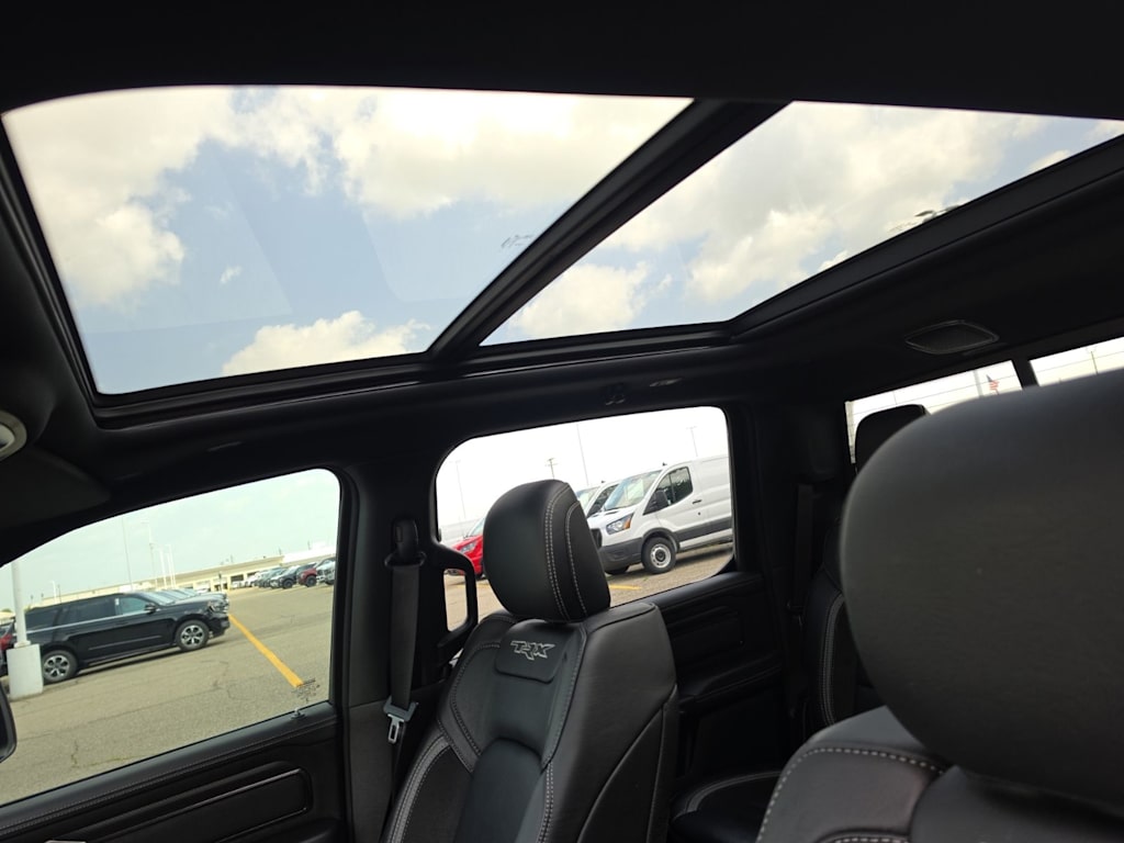 Thumbnail: 2024 RAM 1500 - 21