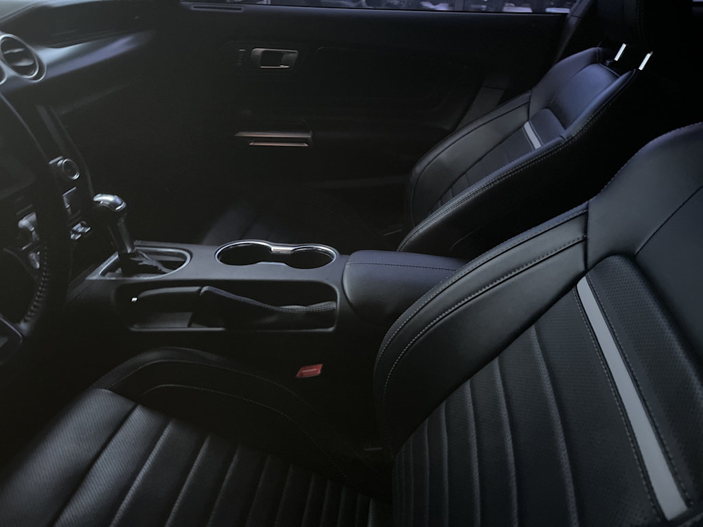 Thumbnail: 2022 Ford Mustang - 25