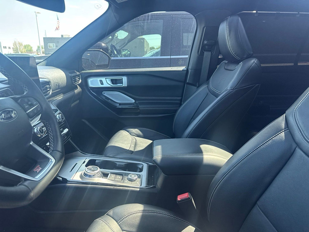 Thumbnail: 2023 Ford Explorer - 8