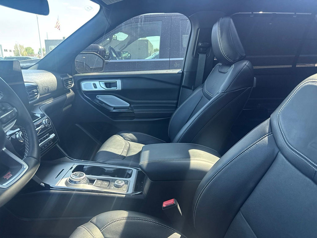 Thumbnail: 2023 Ford Explorer - 7