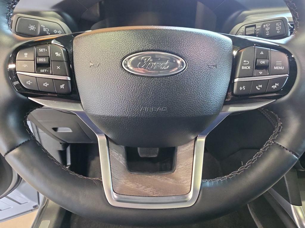 Thumbnail: 2023 Ford Explorer - 28